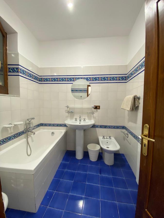 Bed and breakfast A Punta Terra Isnello Extérieur photo